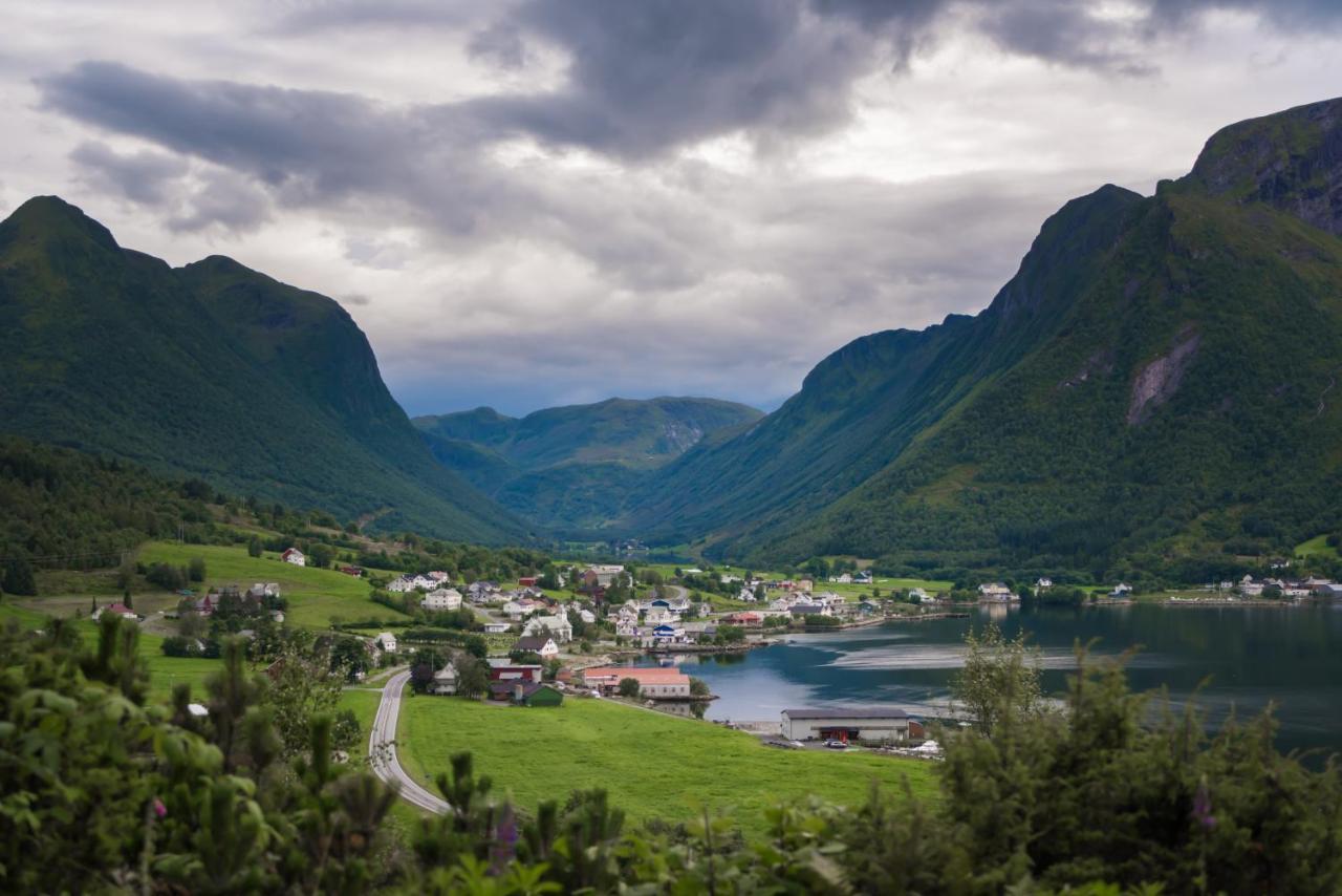 Troll Fjordhytter Syvde Екстериор снимка
